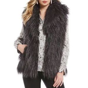 H Halston Faux Fur V Neck Vest W/Pockets